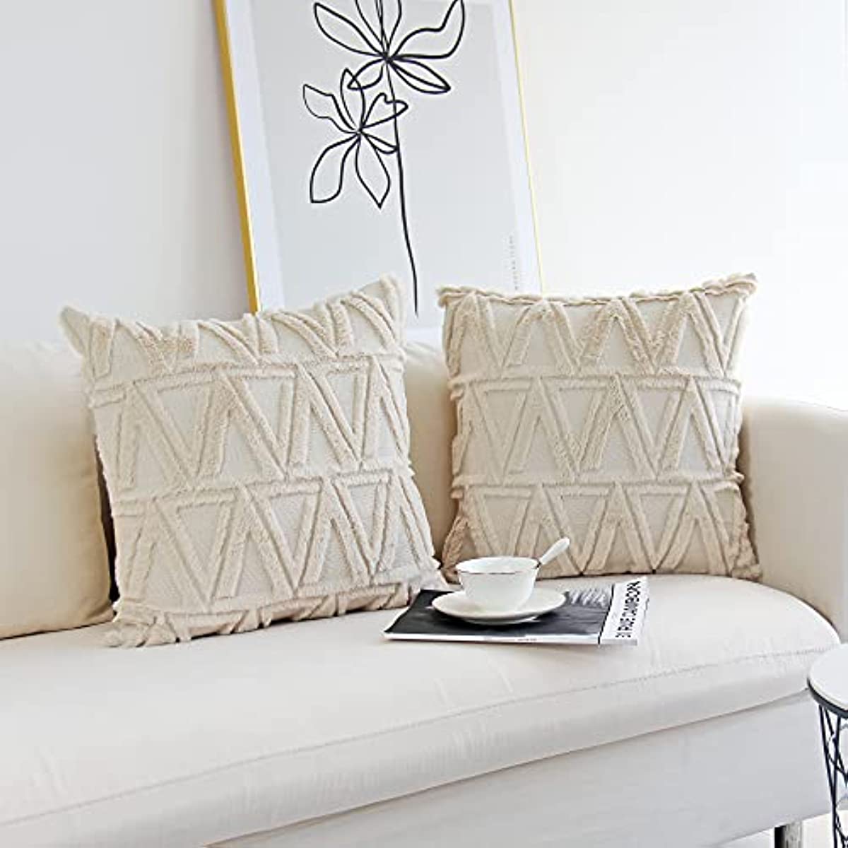 Anhome Plush Short Wool Velvet Decorative Throw Pillow Covers Luxury Style Cushion Case Faux Fur Fluffy Pillowcases for Sofa Bedroom Pack of 2 20 x 20 Inch Beige